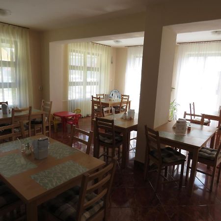 Thermal Apartmanhaz Komárom Zewnętrze zdjęcie